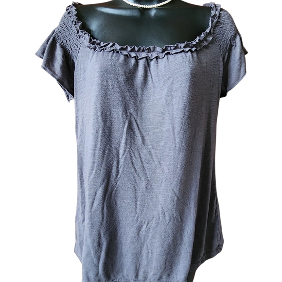 Daisy Fuentes Slate Grey Knit Ruffle Top - S - Picture 1 of 5
